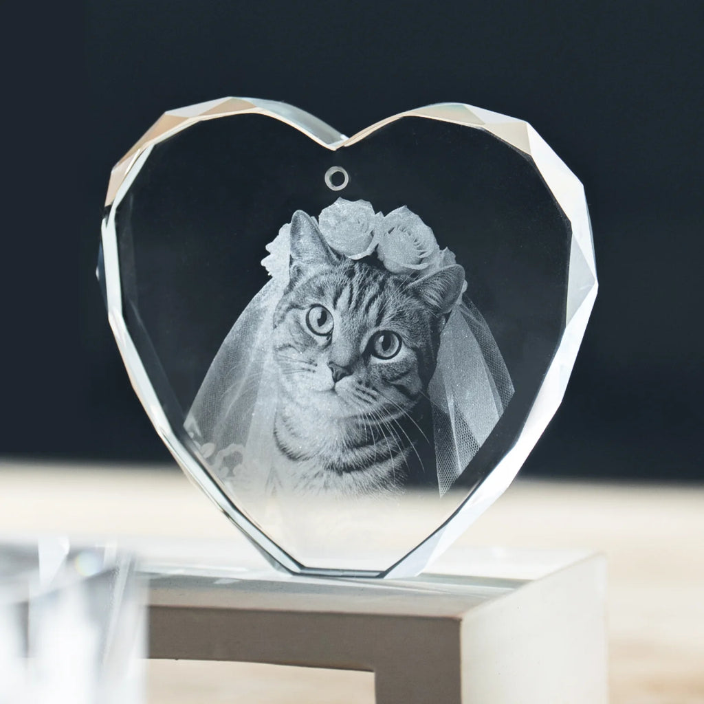 Elegant Crystal Heart Keepsake